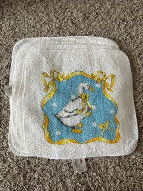 Cannon vintage White Duck goose set of 6 Washclothes- White